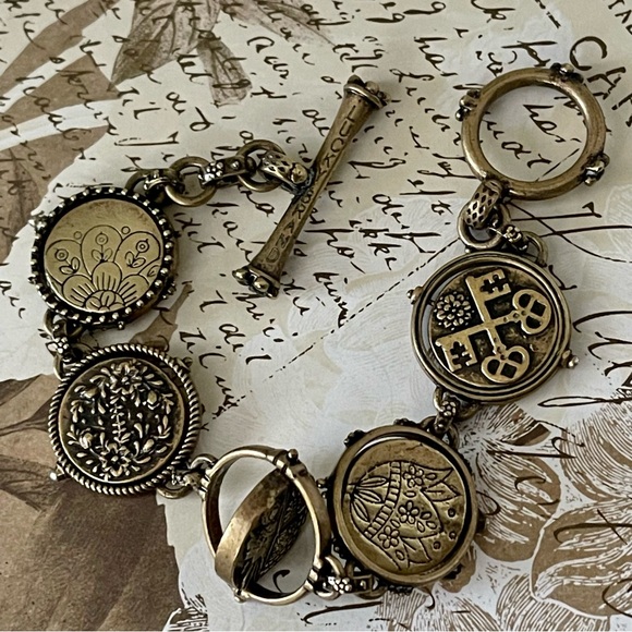 Lucky Brand Antique Bronze Swivel Coin Toggle Bracelet - Picture 3 of 11